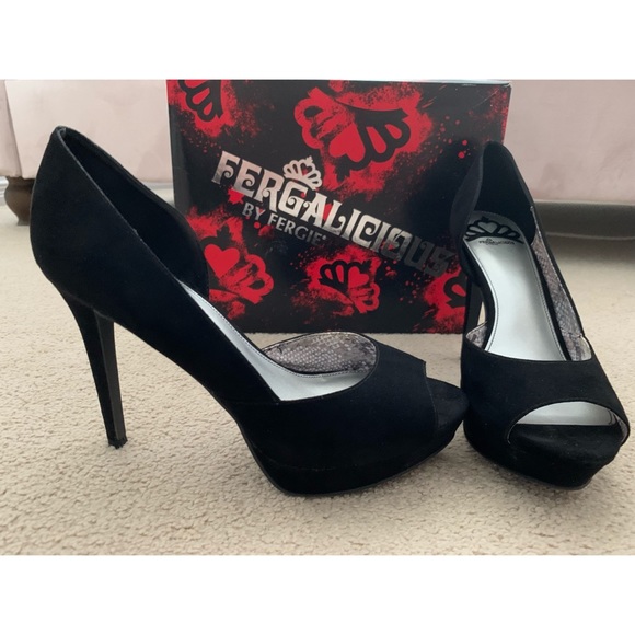 Fergalicious Peep-Toe Platform Pumps in Black - Picture 3 of 7